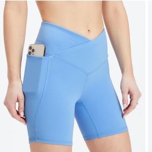 Fabletics Oasis PureLuxe HW Crossover 6” Short